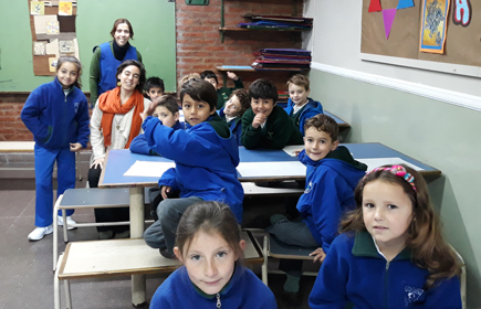 manos-en-la-arcilla-03